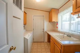 40459 Linn Haven Lp, Lebanon, OR 97355 - Photo 28