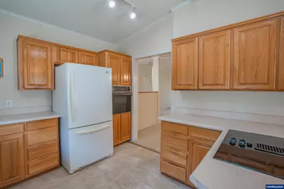 40459 Linn Haven Lp, Lebanon, OR 97355 - Photo 10