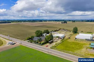 18245 Butteville Rd NE, Aurora, OR 97002 - Photo 48