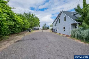 18245 Butteville Rd NE, Aurora, OR 97002 - Photo 32