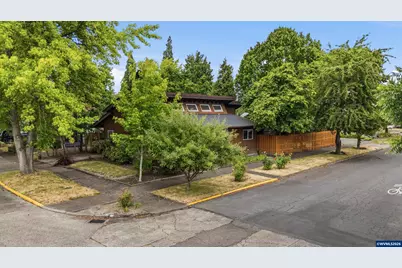 1663 NW Tyler Av, Corvallis, OR 97330 - Photo 4