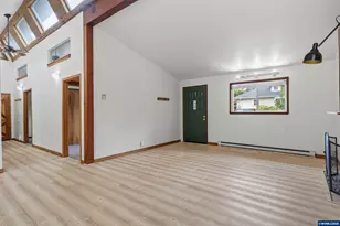 1663 NW Tyler Ave, Corvallis, OR 97330 - Photo 10