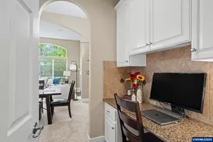 645 SW Sandalwood St, Corvallis, OR 97333 - Photo 18