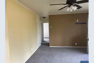 830 S 7th St, Cottage Grove, OR 97424 - Photo 8