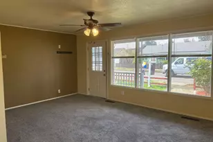830 S 7th St, Cottage Grove, OR 97424 - Photo 12