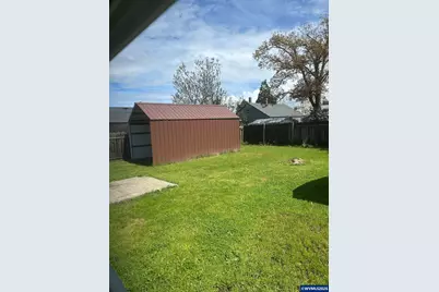 830 S 7th St, Cottage Grove, OR 97424 - Photo 20