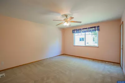 434 Waters Edge Ct, Lebanon, OR 97355 - Photo 14