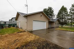 2941 Salem Av SE, Albany, OR 97321 - Photo 8