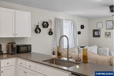 2081 Luna Wy, Lebanon, OR 97355 - Photo 14