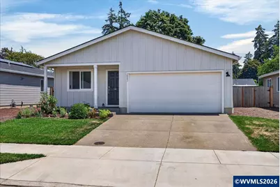 2081 Luna Wy, Lebanon, OR 97355 - Photo 1