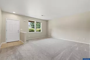 827 Millstream Pl NE, Albany, OR 97322 - Photo 10