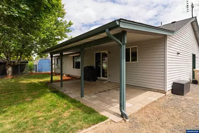 3002 S 7th Pl, Lebanon, OR 97355 - Photo 28
