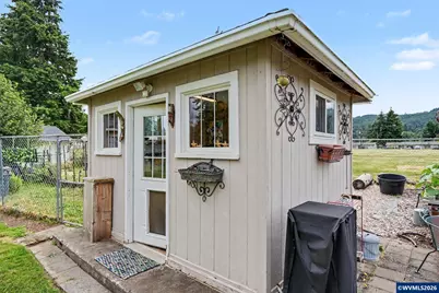 762 3rd St, Lyons, OR 97358 - Photo 4