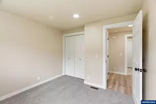1015 Cunningham Ln S, Salem, OR 97302 - Photo 36