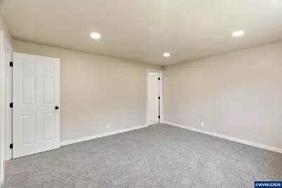 1015 Cunningham Ln S, Salem, OR 97302 - Photo 26