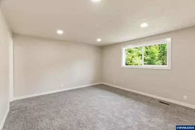 1015 Cunningham Ln S, Salem, OR 97302 - Photo 22