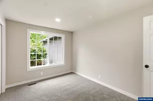 1015 Cunningham Ln S, Salem, OR 97302 - Photo 30