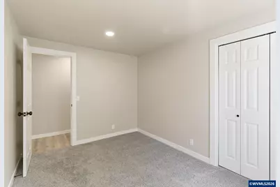 1015 Cunningham Ln S, Salem, OR 97302 - Photo 32