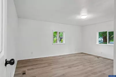 1805 48th Av SE, Albany, OR 97322 - Photo 22