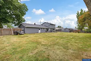 430 N 6th St, Harrisburg, OR 97446 - Photo 36
