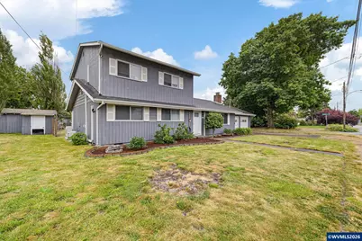 430 N 6th St, Harrisburg, OR 97446 - Photo 4