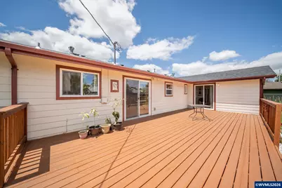 1166 N Douglas Av, Stayton, OR 97383 - Photo 10