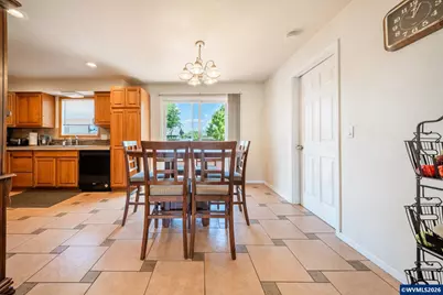 1166 N Douglas Av, Stayton, OR 97383 - Photo 4