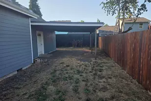 4085 Glenwood Dr SE, Salem, OR 97317 - Photo 4