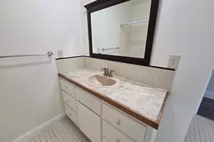 4085 Glenwood Dr SE, Salem, OR 97317 - Photo 16