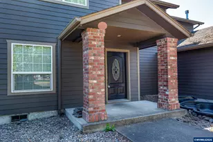 926 Falcon Ct, Lebanon, OR 97355 - Photo 16