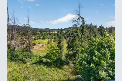 40227 Hilltop Dr, Lebanon, OR 97355 - Photo 8