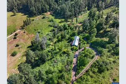 40227 Hilltop Dr, Lebanon, OR 97355 - Photo 1