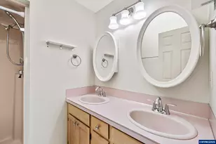 1942 Waymire St NW, Salem, OR 97304 - Photo 28
