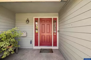 1942 Waymire St NW, Salem, OR 97304 - Photo 4