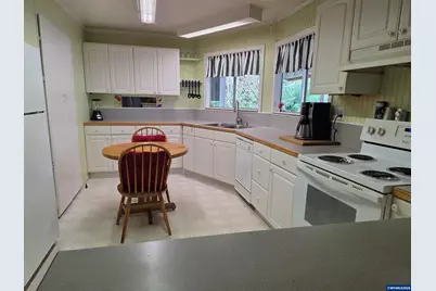 1905 Waverly Dr SE #62, Albany, OR 97322 - Photo 12