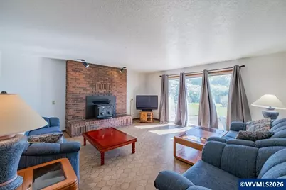 39179 Santiam Bluffs Rd NE, Albany, OR 97322 - Photo 14