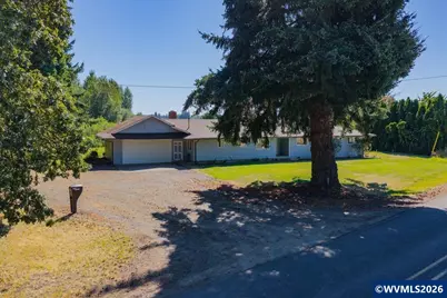 39179 Santiam Bluffs Rd NE, Albany, OR 97322 - Photo 1