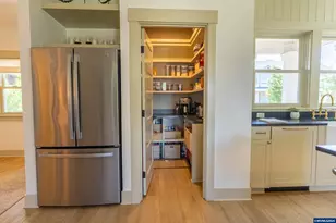 832 Edwards Rd S, Monmouth, OR 97361 - Photo 8