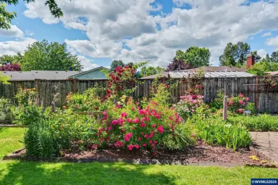 631 NE Sherwood Wy, Corvallis, OR 97330 - Photo 34