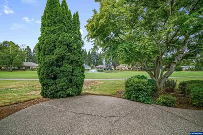 590 Snead Dr N, Keizer, OR 97303 - Photo 38