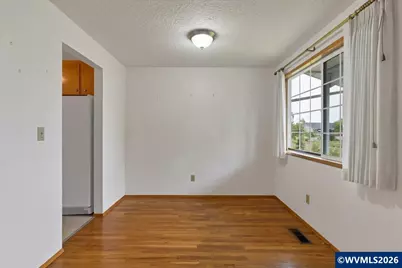 1563 Vanderbeck Ln, Woodburn, OR 97071 - Photo 18