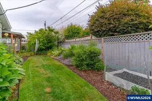 1563 Vanderbeck Ln, Woodburn, OR 97071 - Photo 12