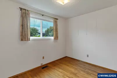 1563 Vanderbeck Ln, Woodburn, OR 97071 - Photo 28