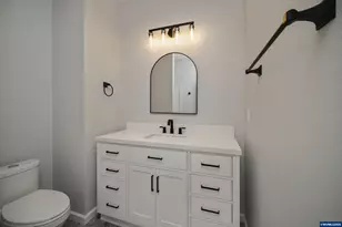 2325 Townsend Way SE, Salem, OR 97301 - Photo 22