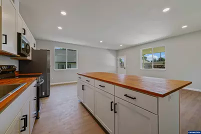 2325 Townsend Wy SE, Salem, OR 97301 - Photo 14