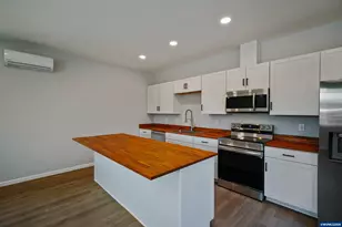 2325 Townsend Way SE, Salem, OR 97301 - Photo 10
