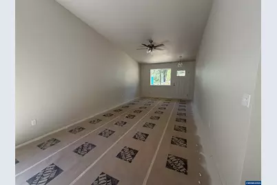1710 Cedar St, Sweet Home, OR 97386 - Photo 2