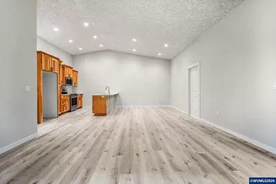 1183 37th Ct, Sweet Home, OR 97386 - Photo 10