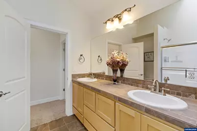 2697 Islander Av NW, Salem, OR 97304 - Photo 40