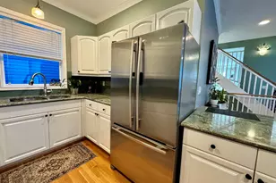 3530 S Corbett Ave, Portland, OR 97239 - Photo 6